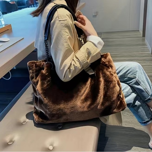 Plush Brown Luxury Lux Tote - Picture 6 of 7